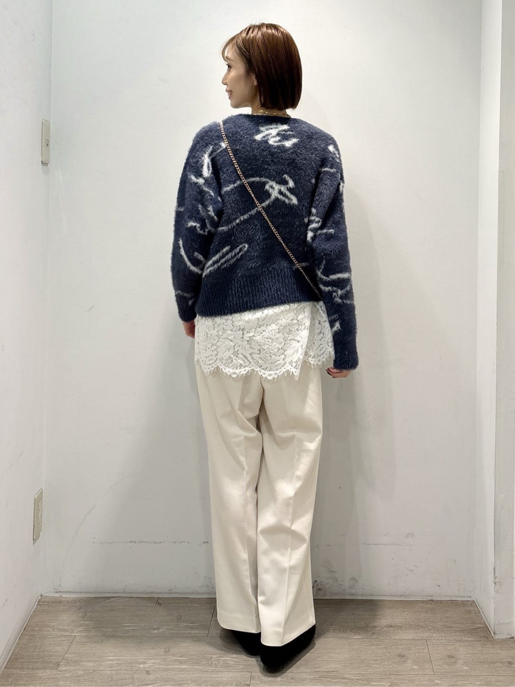 ぶまりんさんの「OPAQUE.CLIP｜アート柄シャギーニット【洗濯機OK】」を使ったコーディネート