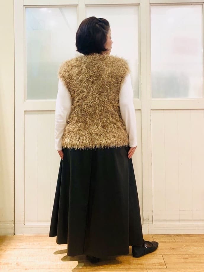 YYYさんの「SHOO･LA･RUE｜【S-LL】大人の抜け感 合皮フレアスカート」を使ったコーディネート