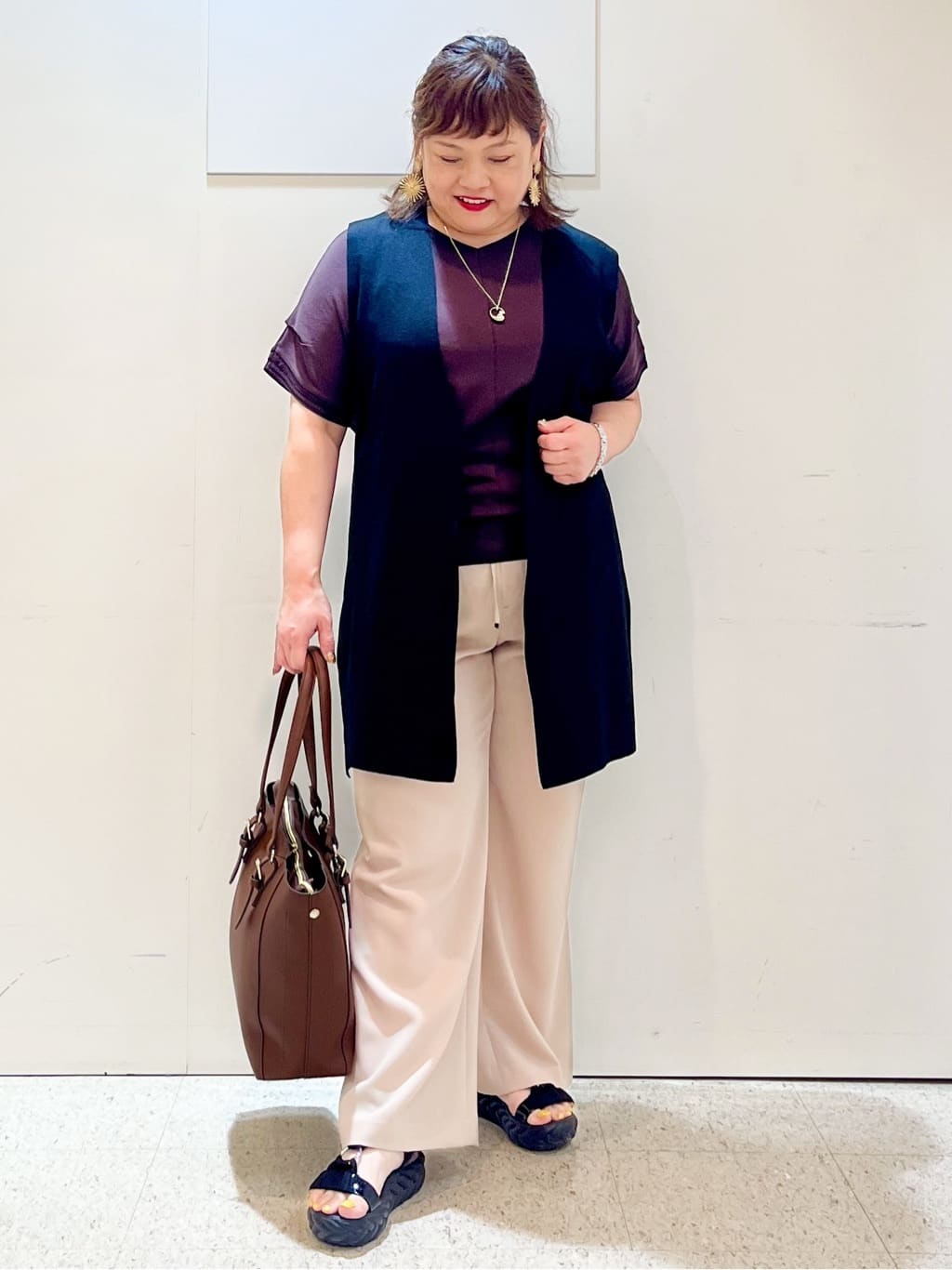 kimmyさんの「Reflect｜【接触冷感／マシンウォッシュ可／ウエスト総ゴム】ワイドシルエットパンツ」を使ったコーディネート