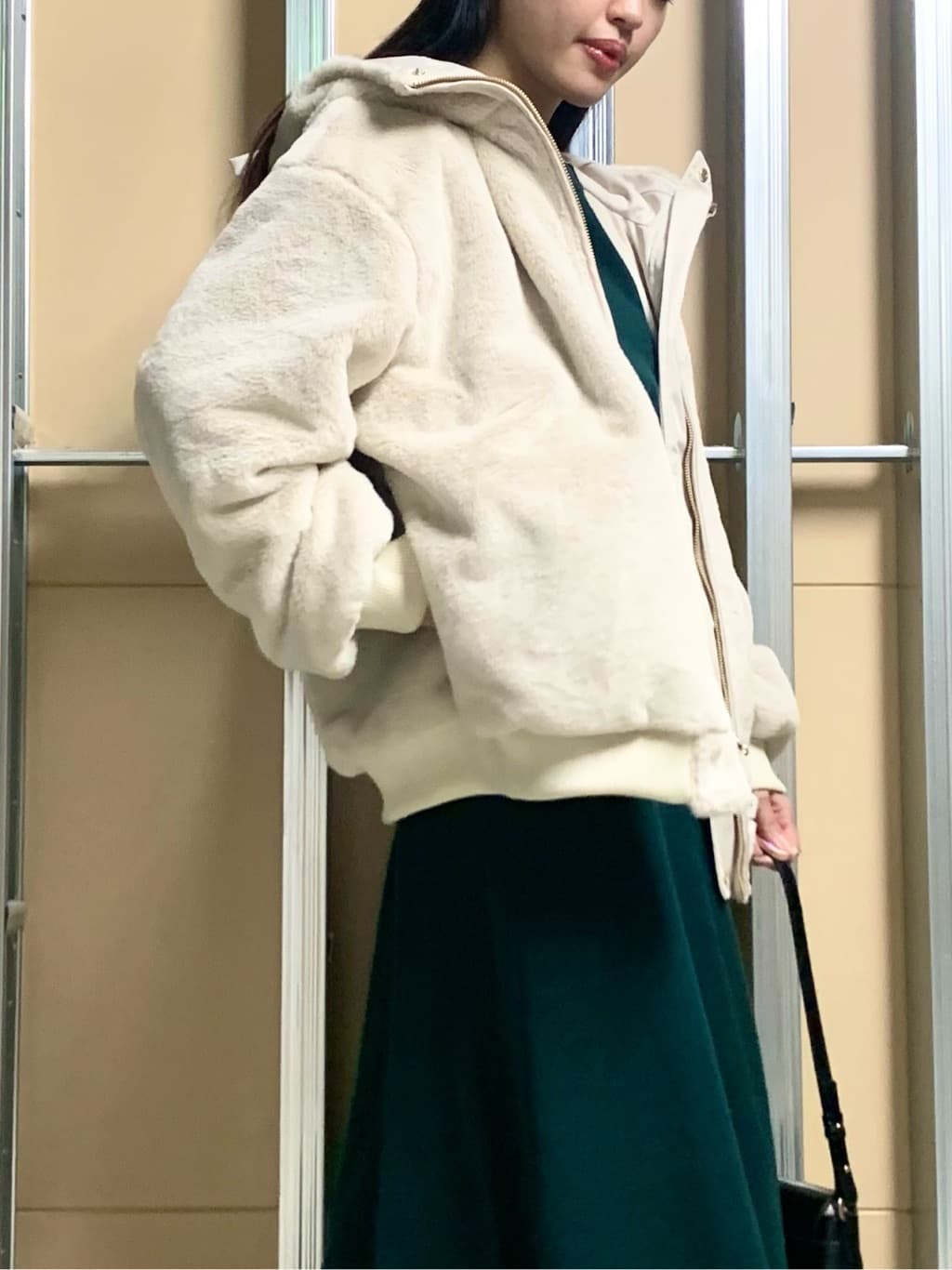 sahoさんの「THE SHOP TK｜【前後2WAY】ニットセットアップ」を使ったコーディネート