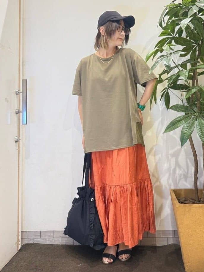 misakiさんの「SHOO･LA･RUE｜【S-LL/UV/吸水速乾】きれいに体型カバー Aライン チュニックワンピース」を使ったコーディネート