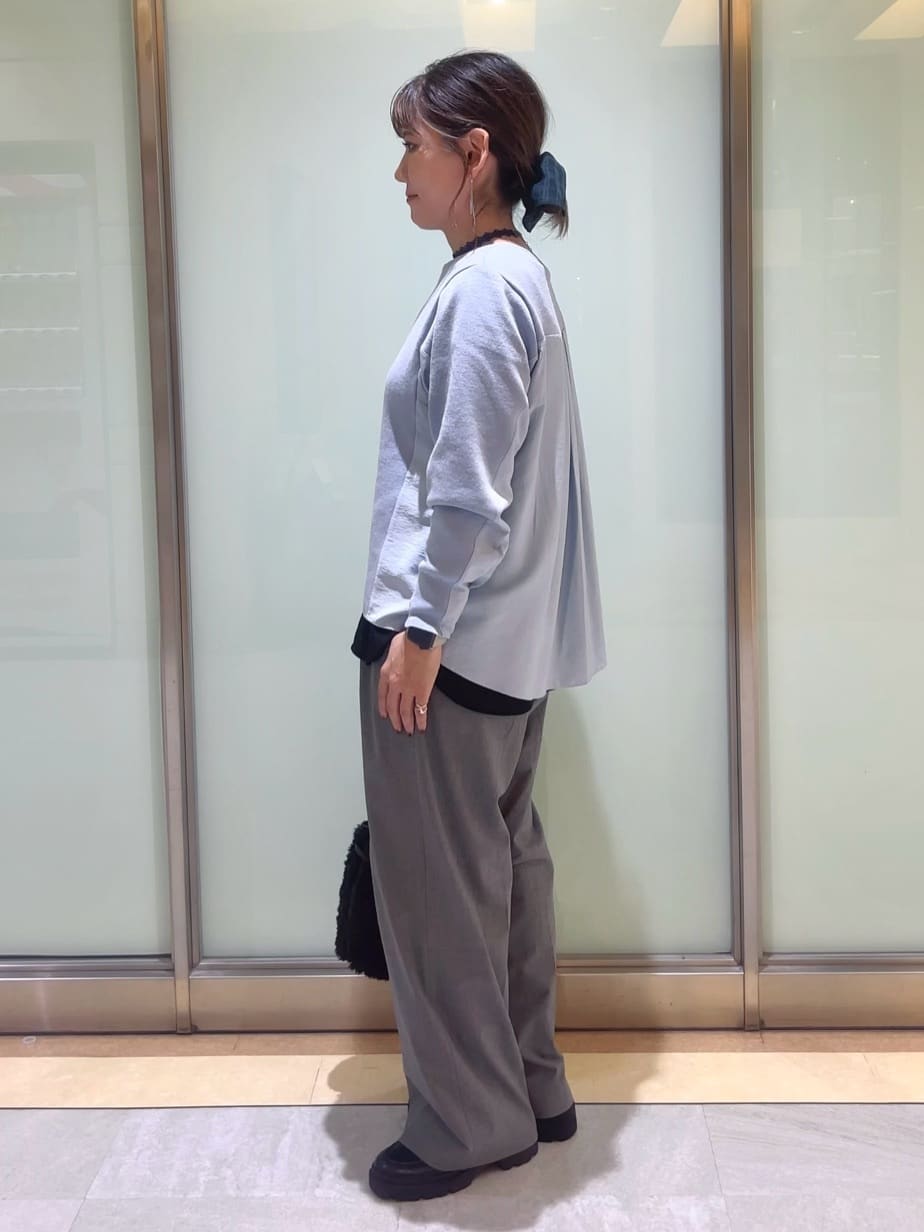 mayutaさんの「INDIVI｜ストレッチシアーロングTシャツ」を使ったコーディネート
