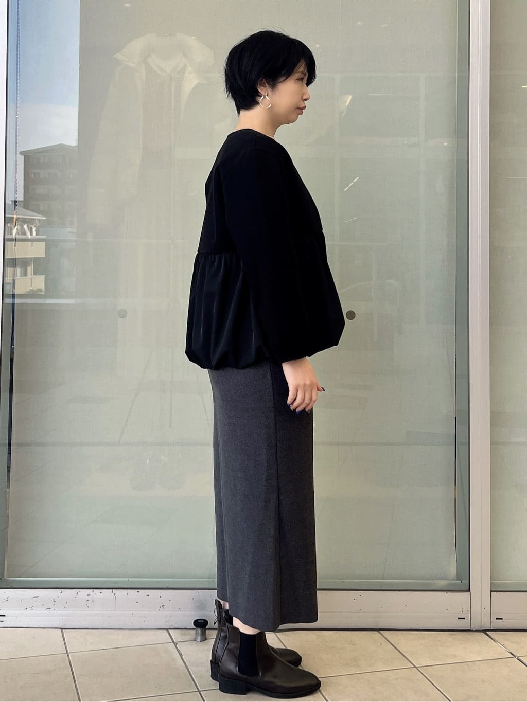 yo-koさんの「OPAQUE.CLIP｜ウールライクペプラムドッキングアウター【洗濯機洗い可】」を使ったコーディネート