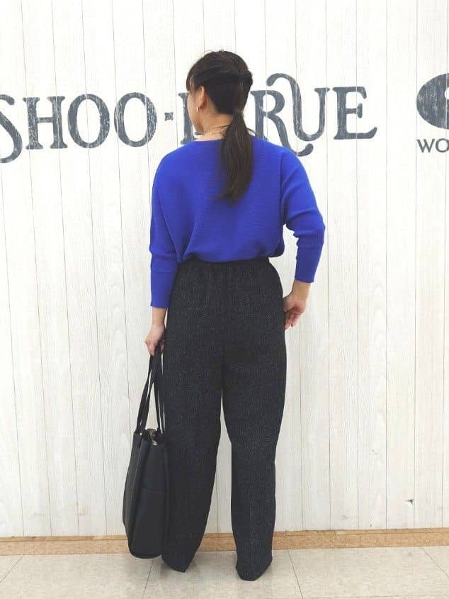 とろろさんの「SHOO･LA･RUE｜【2点セット】着るだけで決まる クラシカルなツイード調セットアップ」を使ったコーディネート