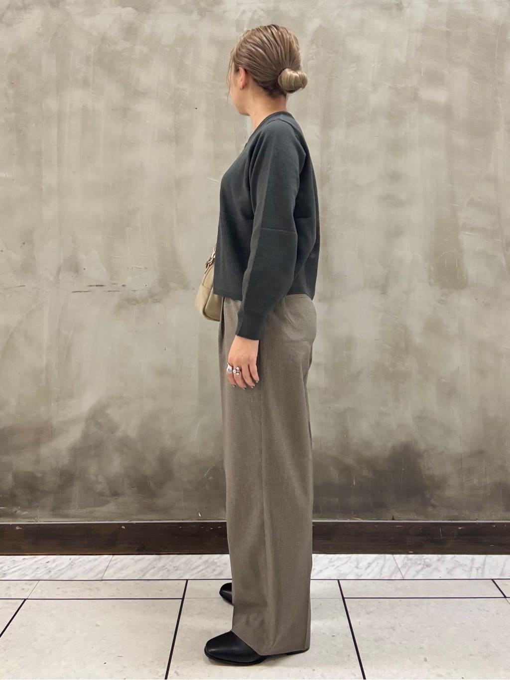 minaさんの「grove｜【毛玉軽減／洗える】編地切替カーディガン」を使ったコーディネート