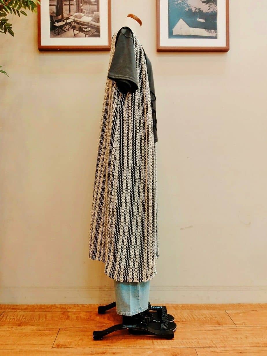 みうらさんの「SHOO･LA･RUE｜【S-LL】コーデの主役になる コード刺繍デザインＴシャツ」を使ったコーディネート