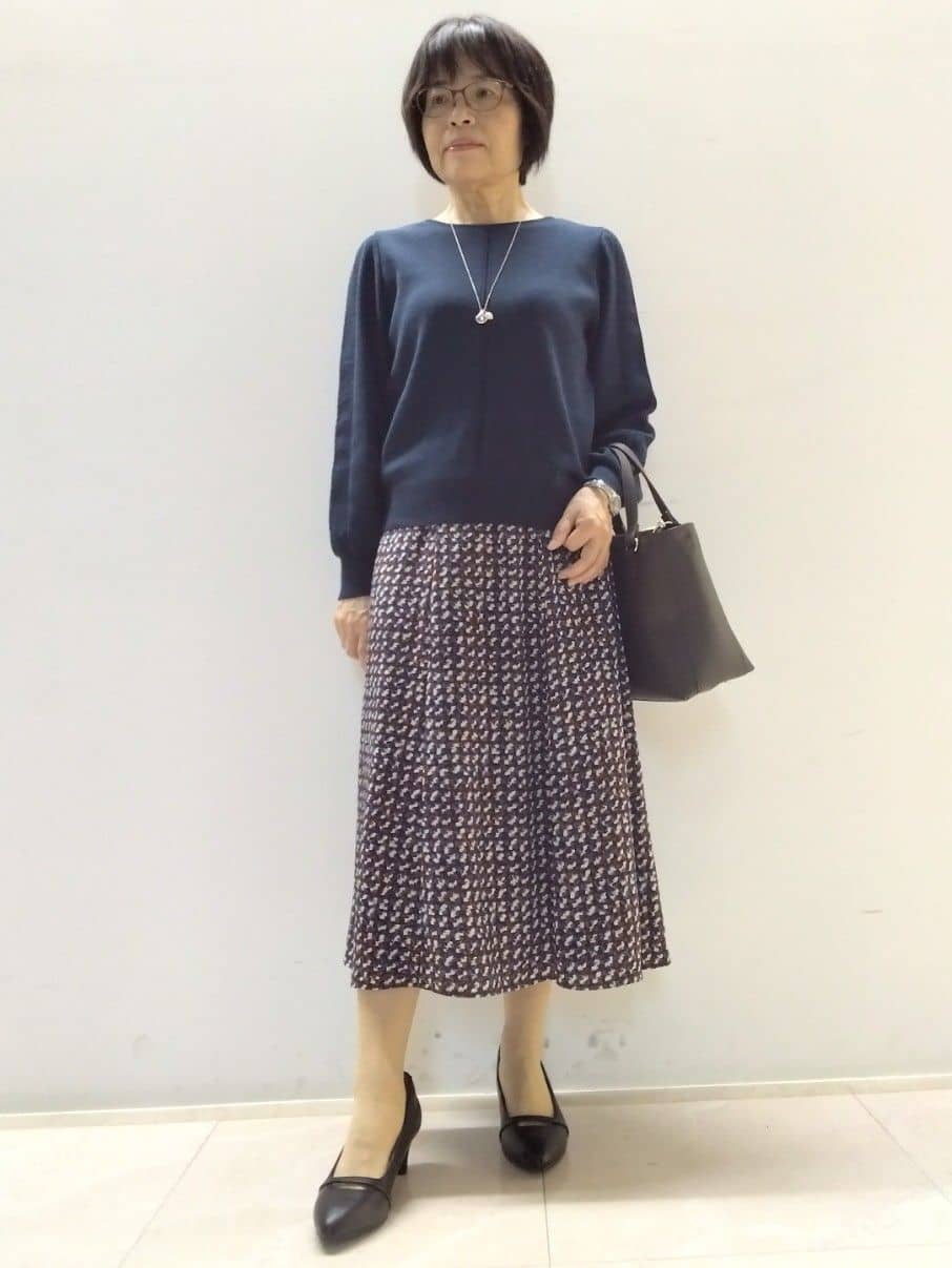tokuさんの「Reflect｜【選べる8色／スカートにもパンツにも◎】ウール混ボートネックニット」を使ったコーディネート