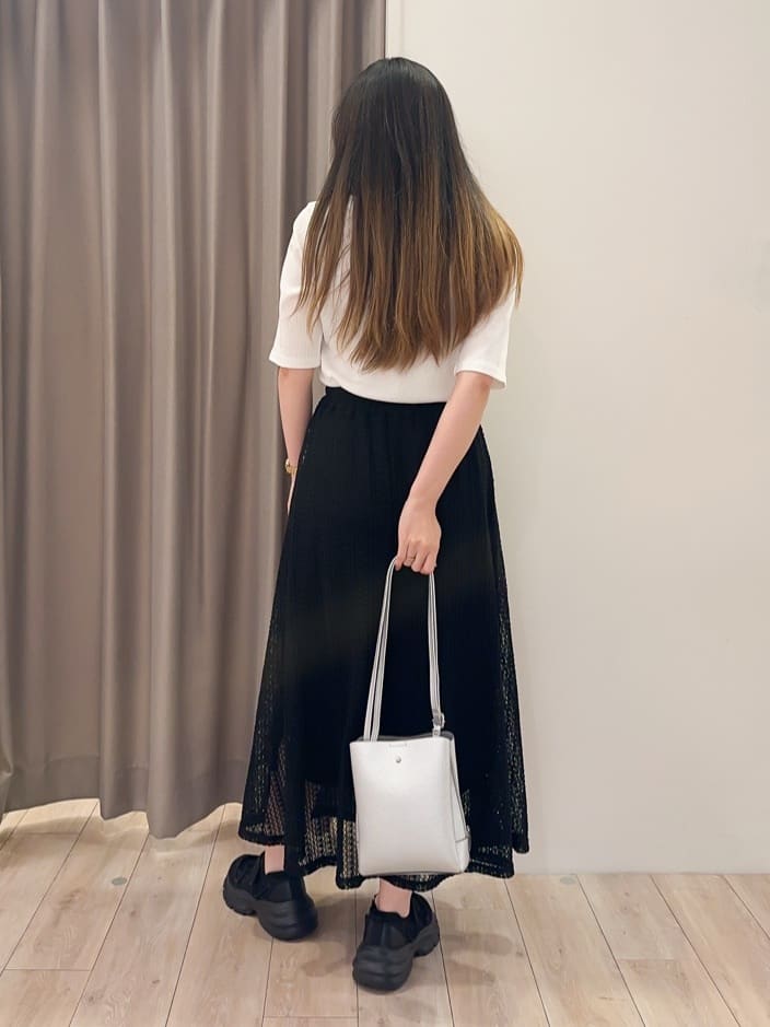 MAYAさんの「SHOO･LA･RUE｜【S-LL】女性らしさ漂うハートネック テレコ5分袖トップス」を使ったコーディネート