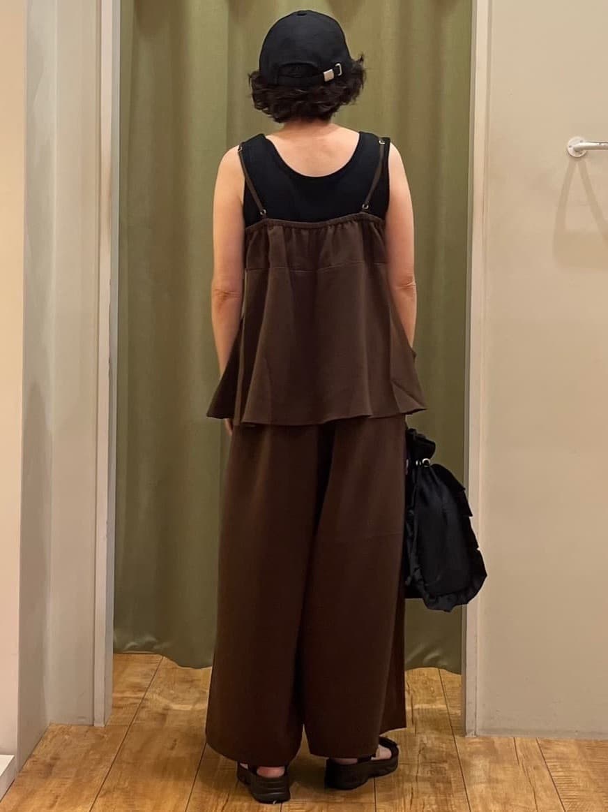 ☆ほしさんの「SHOO･LA･RUE｜【S-LL/セットアップ可/ひんやり】女性らしさ溢れる ティアードキャミソール」を使ったコーディネート