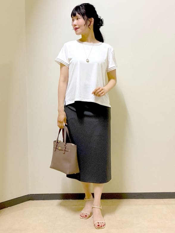  beni_gingerさんの「Reflect｜【インナーにおすすめ◎】シアーネックデザインプルオーバー」を使ったコーディネート