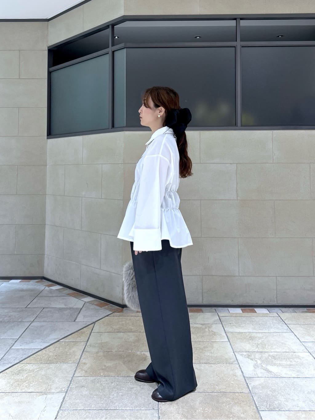 よねさんの「INDIVI｜【セットアップ対応】ウーステッドライクジレジャケット」を使ったコーディネート