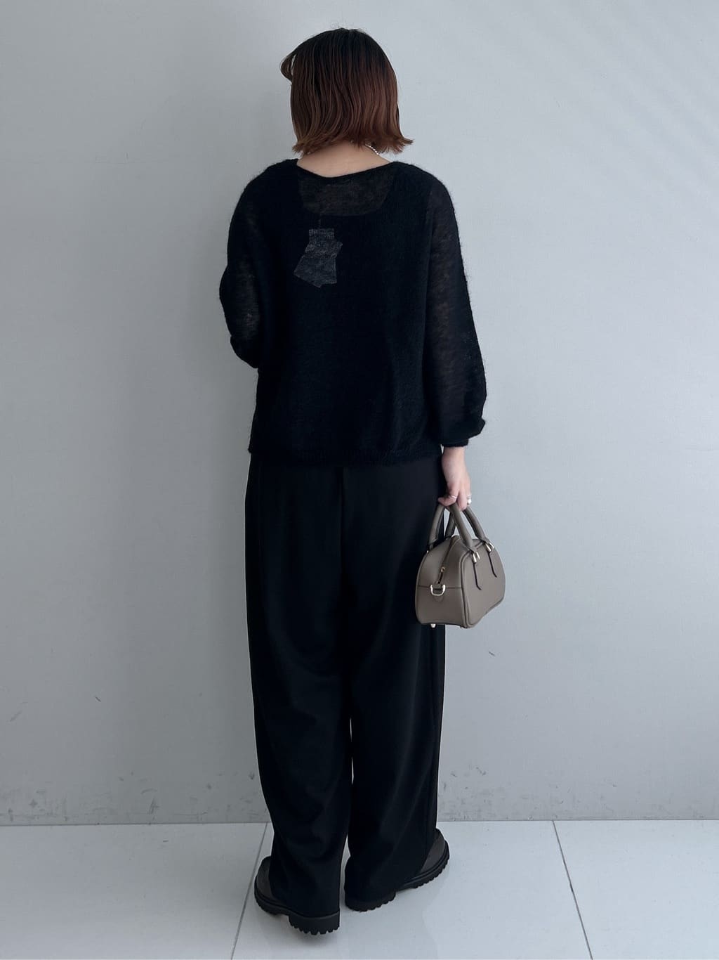 Hirokaさんの「Dessin｜【洗える】カーヴィパンツ」を使ったコーディネート