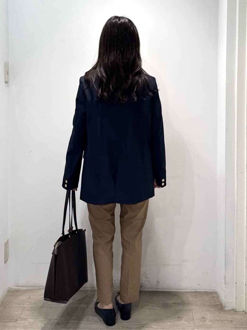 yuicciさんの「OPAQUE.CLIP｜リラクシーVネックニット【洗濯機洗OK】《6col》」を使ったコーディネート