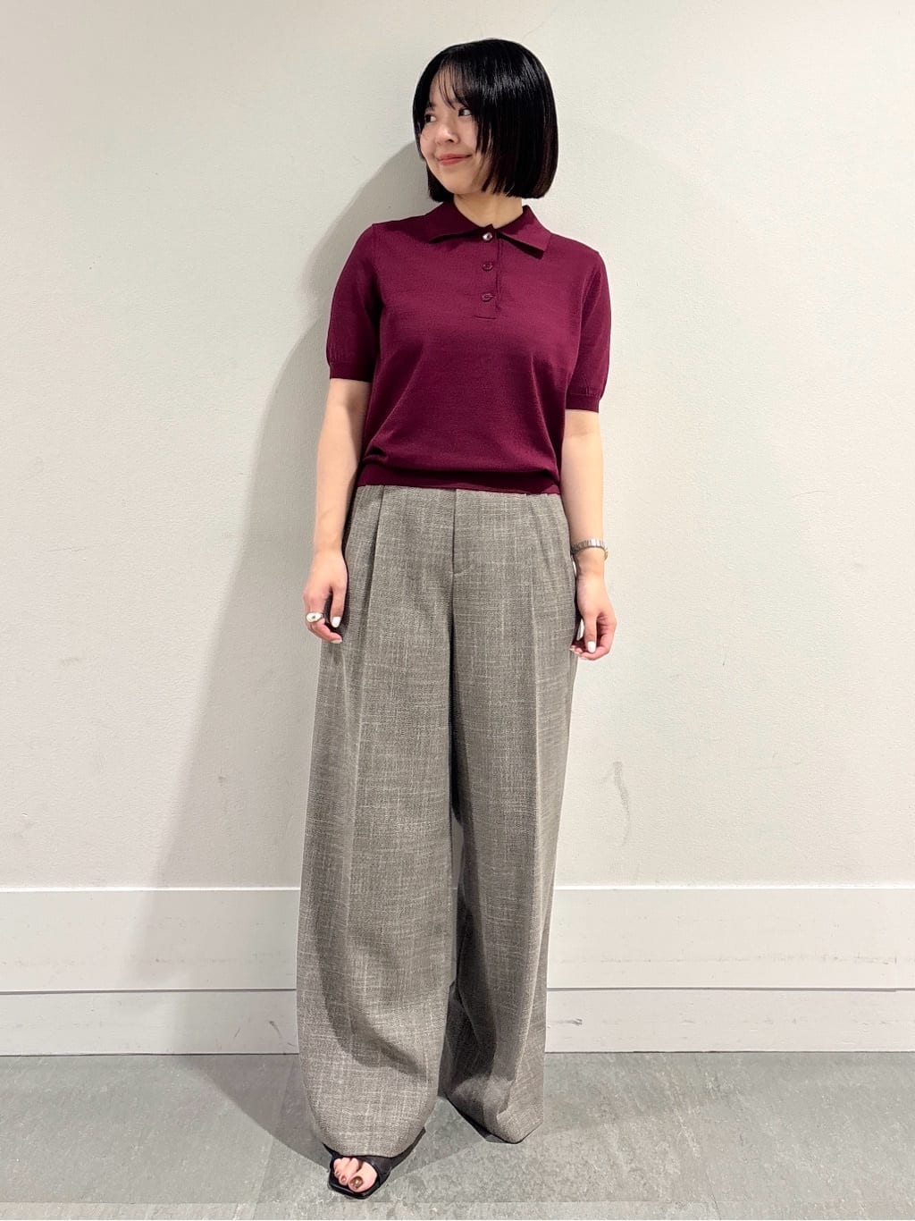 モエカさんの「UNTITLED｜【トレンド/きれいめ】5分袖ポロニット」を使ったコーディネート