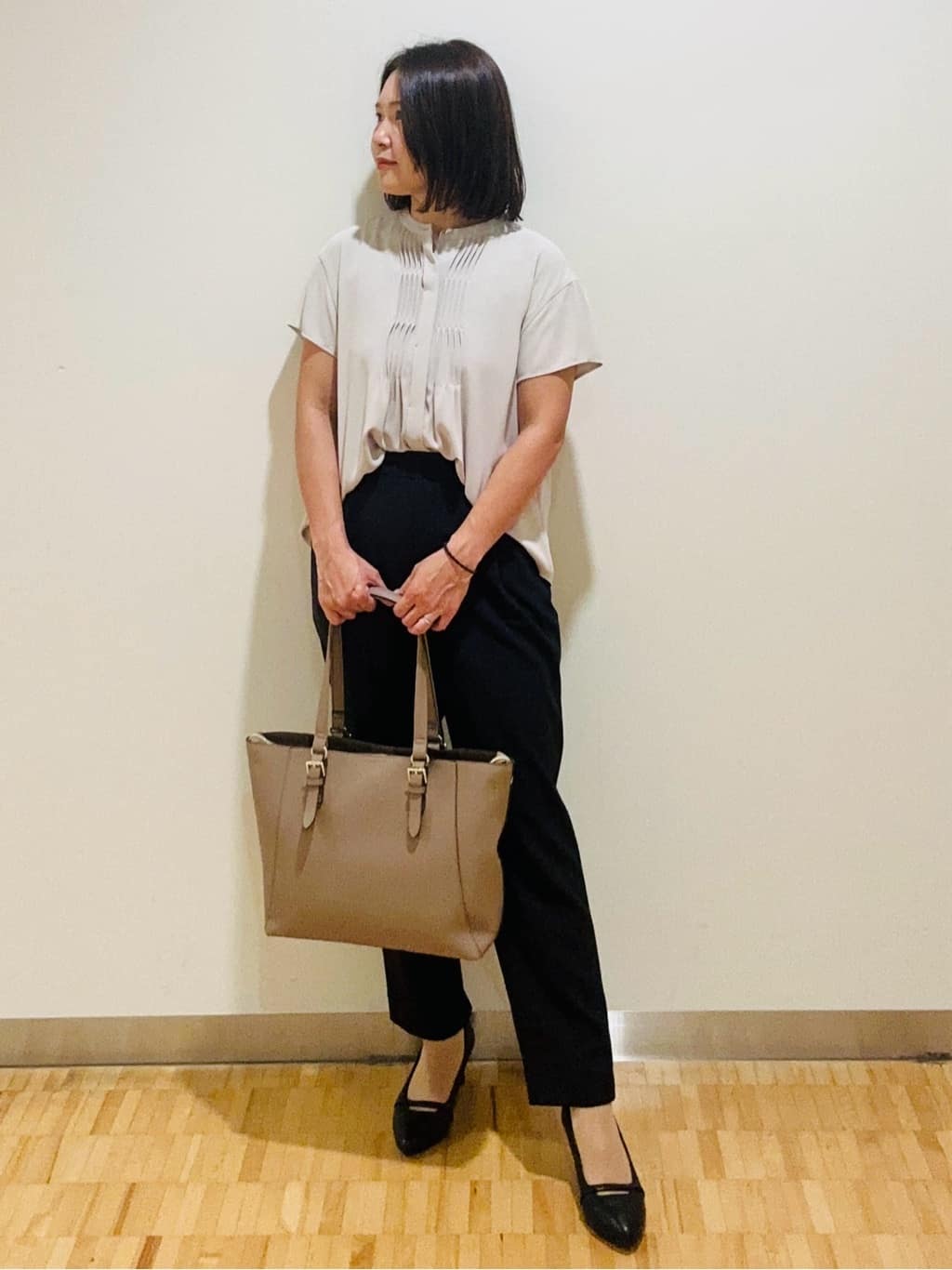 haseさんの「Reflect｜【インナーに◎／すっきり見え！長め丈】タックデティールブラウス」を使ったコーディネート