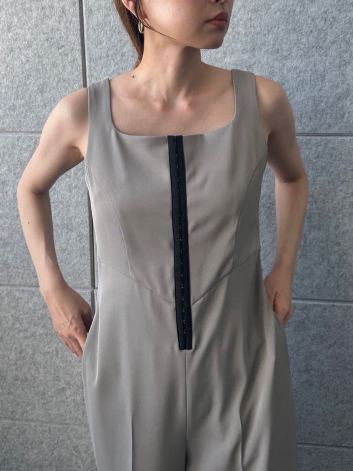 designer yukaさんの「CODE A｜Urban Tailor All－in－One」を使ったコーディネート