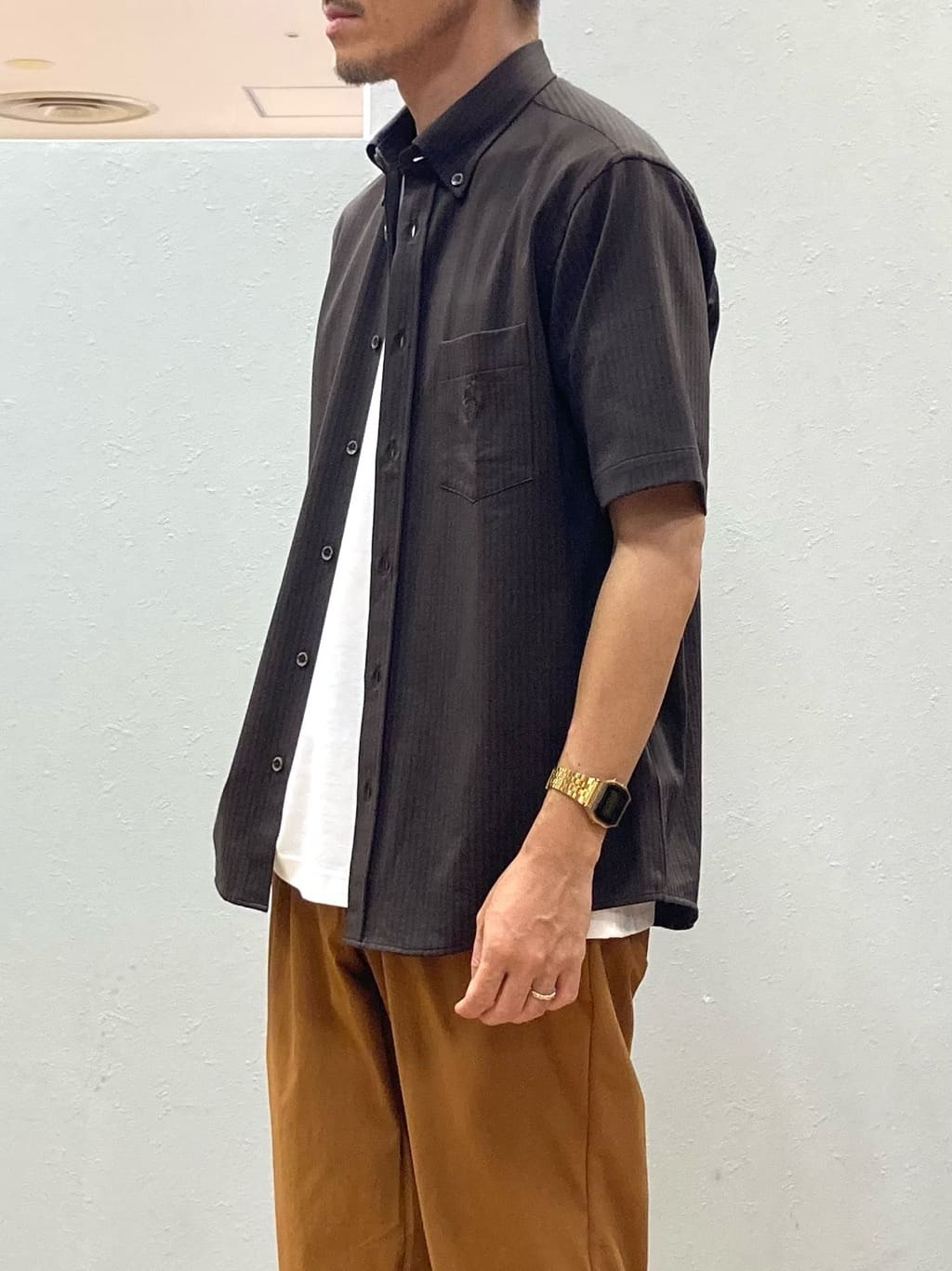 シュンさんの「TAKEO KIKUCHI｜【COOL CITY WEAR】ストライプジャージ ボタンダウンシャツ /接触冷感」を使ったコーディネート