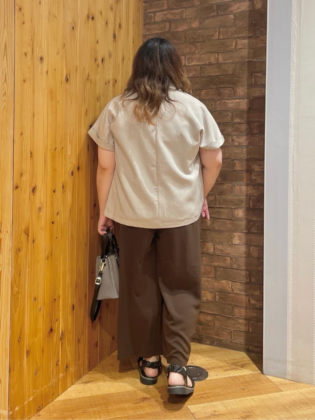 Risaさんの「SHOO･LA･RUE｜【S-LL】さらりと着たい大人のための 麻調半袖ジャケット」を使ったコーディネート