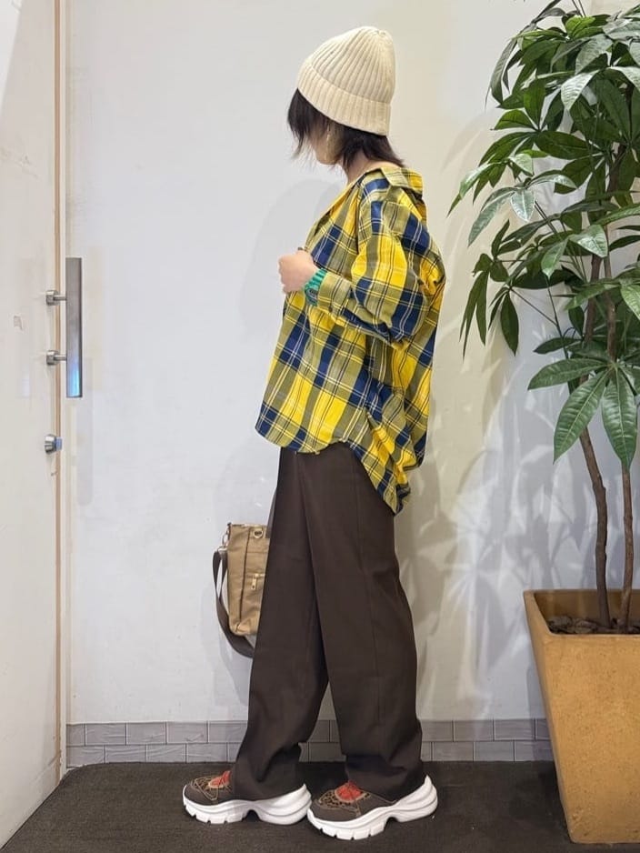misakiさんの「SHOO･LA･RUE｜【洗濯機可/S-LL】程よい抜け感 大人のチェックシャツ」を使ったコーディネート