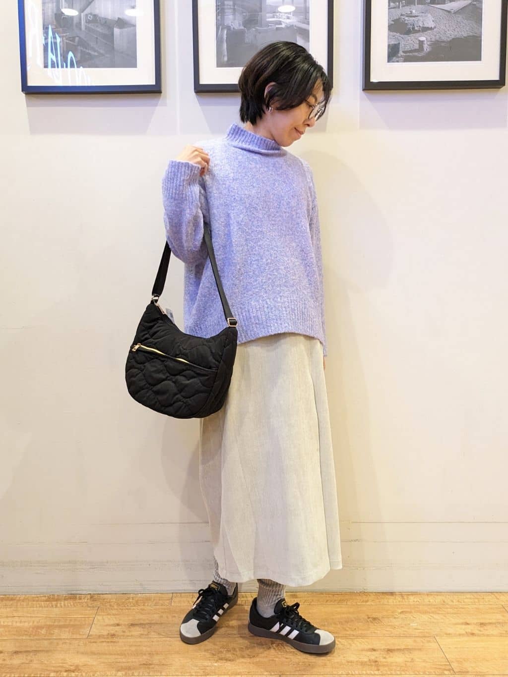 Akiさんの「SHOO･LA･RUE｜【S-LL】Iラインできれい見え モール風ナロースカート」を使ったコーディネート