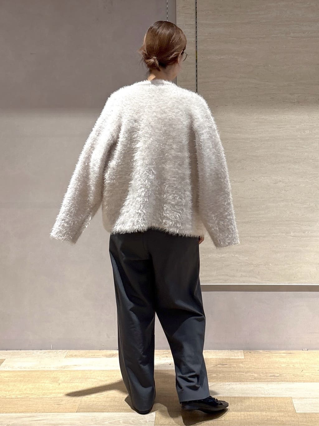 たけねぇさんの「OPAQUE.CLIP｜ベルト付きタックワイドパンツ【洗濯機OK】」を使ったコーディネート