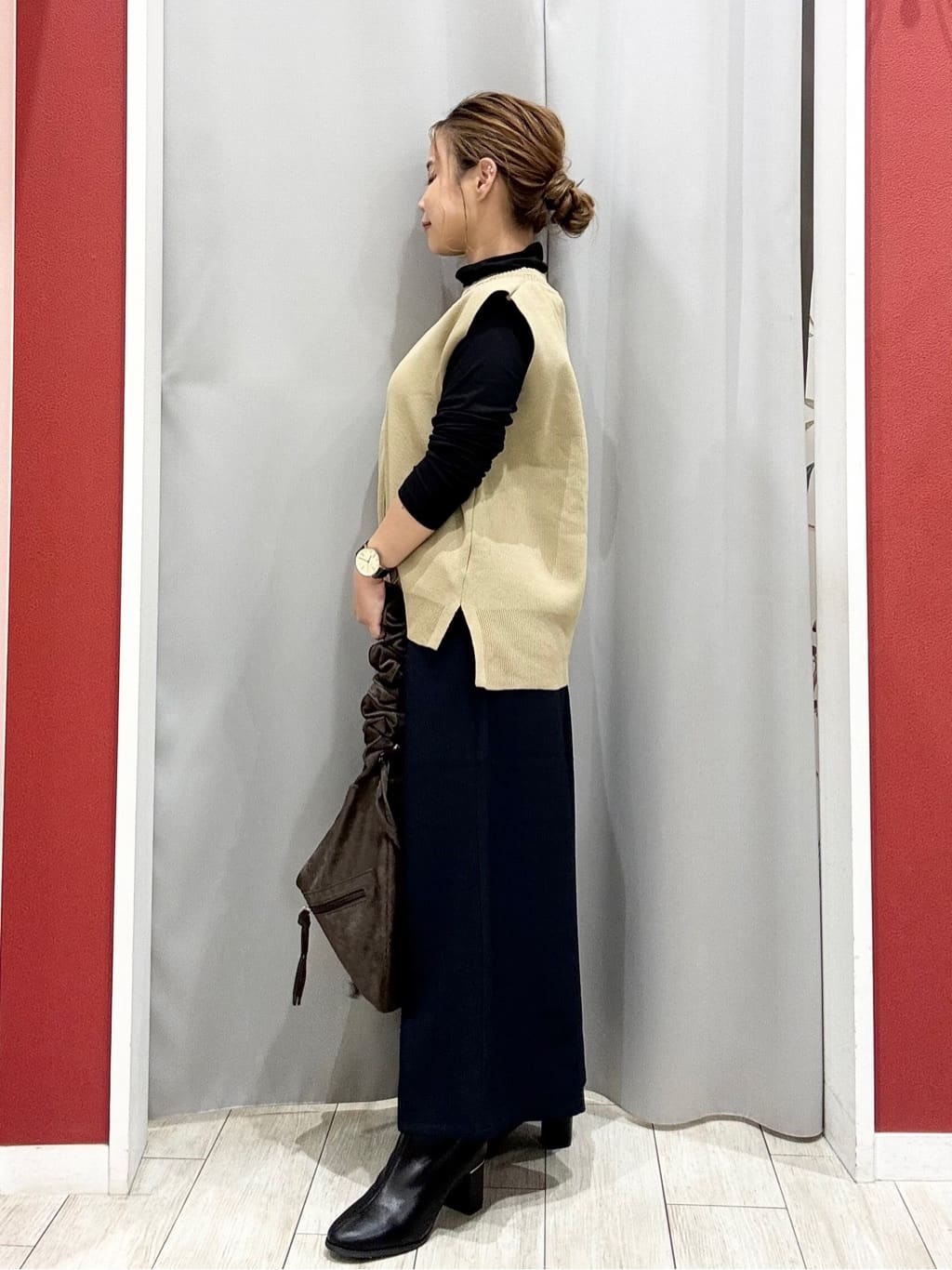 shioさんの「SHOO･LA･RUE｜ウエストまわりをすっきり魅せる デザインガウチョパンツ」を使ったコーディネート