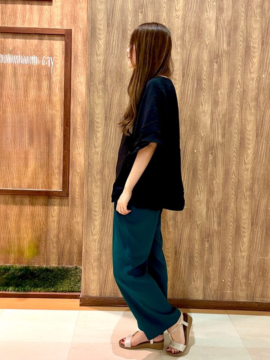 znまるさんの「SHOO･LA･RUE｜」を使ったコーディネート