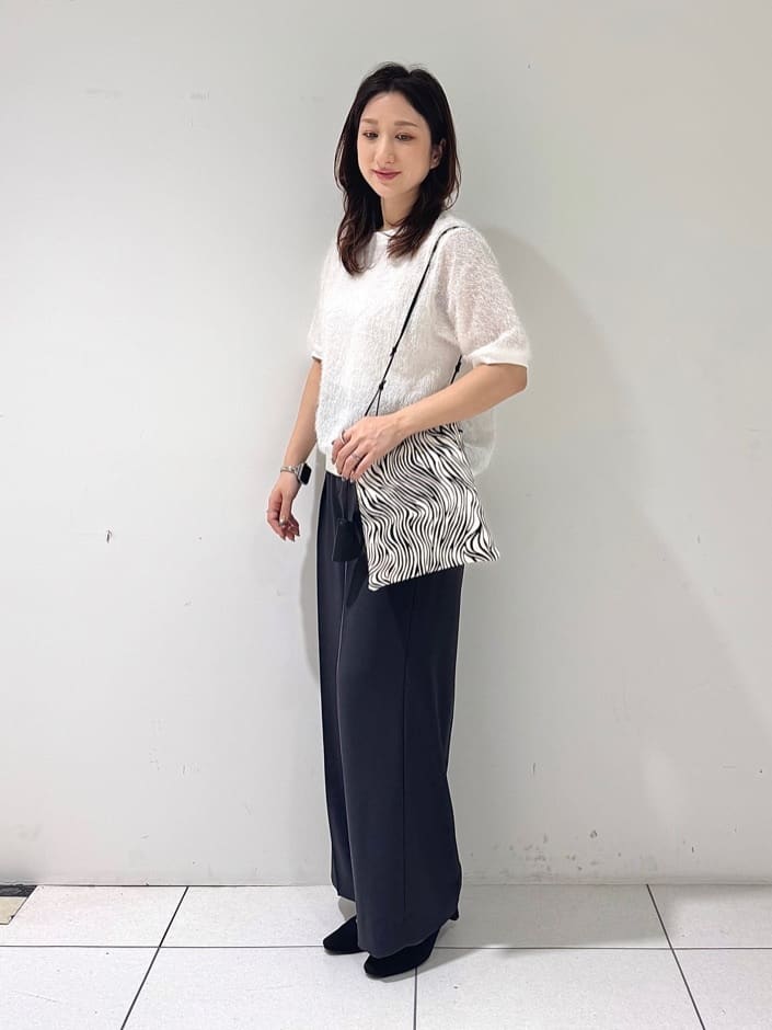 そんさんの「INDIVI｜ヘアリージャカードトップス」を使ったコーディネート