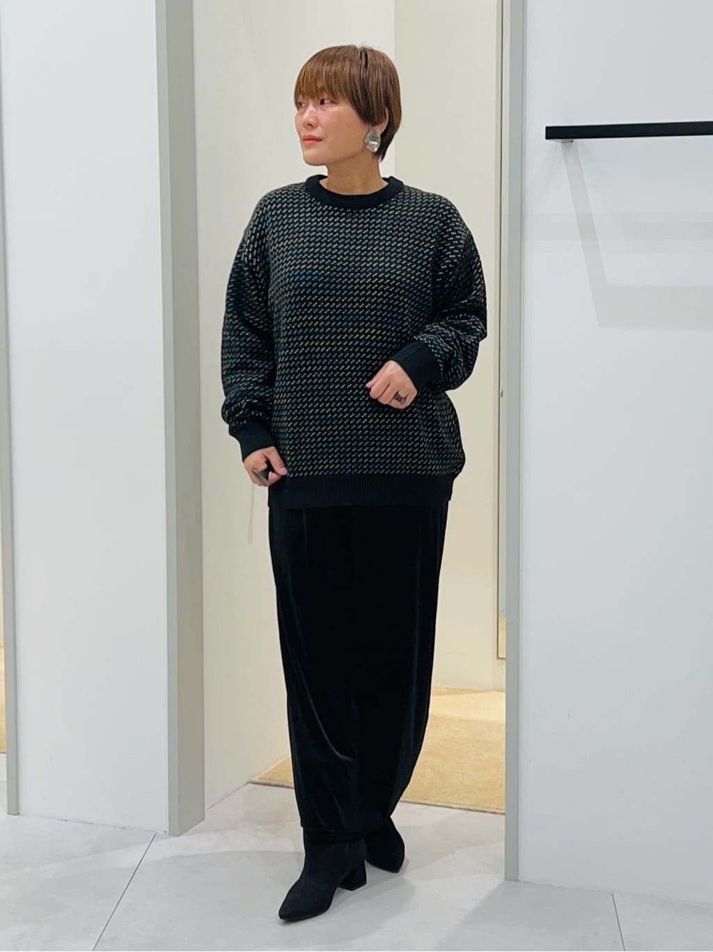 タナさんの「THE SHOP TK｜【ぎゅっとされているような暖かさ】撥水中綿ブルゾン」を使ったコーディネート