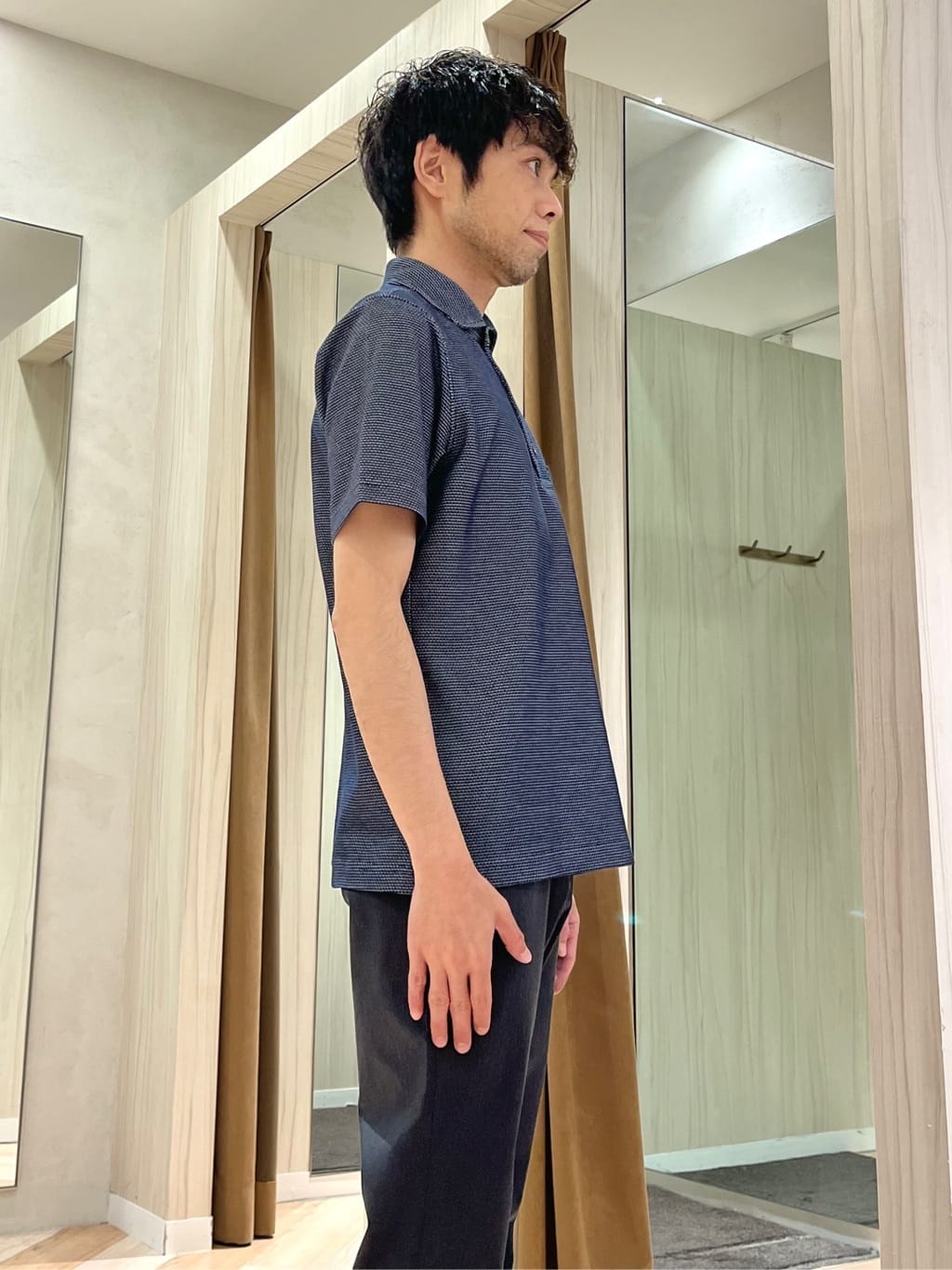 URAさんの「TAKEO KIKUCHI｜【抗菌防臭／9色5サイズ展開】ハニカムメランジ ポロシャツ」を使ったコーディネート