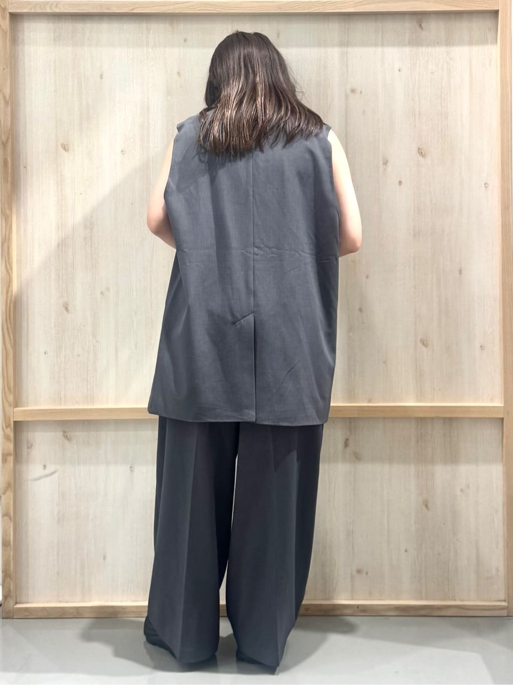 nanaさんの「THE SHOP TK｜ノーカラージレ【セットアップ可/洗濯機OK】」を使ったコーディネート