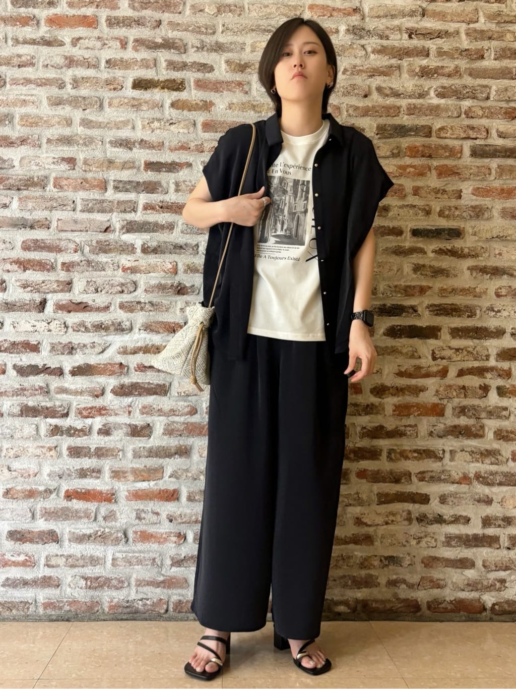 しばさんの「THE SHOP TK｜コットンライクブラウス【接触冷感/洗濯機OK/UV/セットアップ可】」を使ったコーディネート