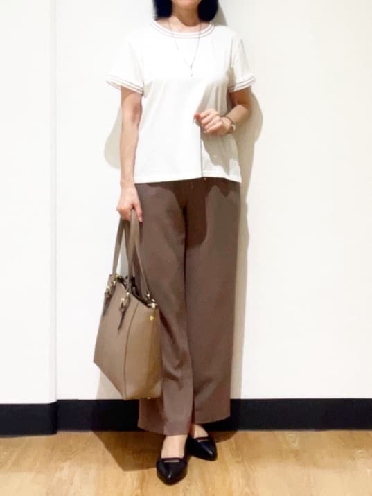 フクさんの「Reflect｜【インナーにおすすめ◎】シアーネックデザインプルオーバー」を使ったコーディネート