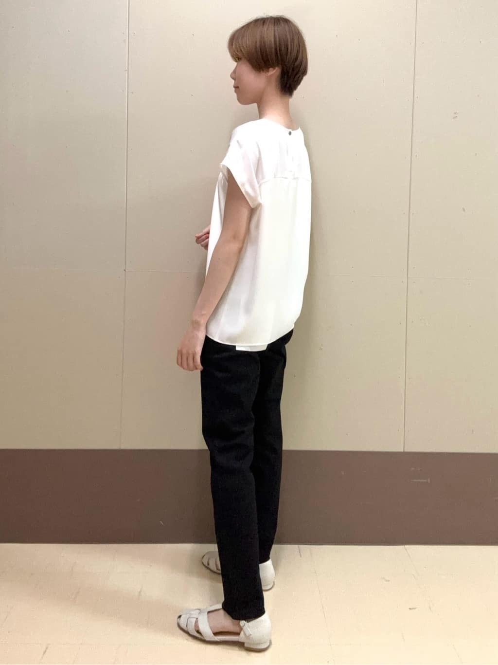 mioさんの「UNTITLED｜【Healthy DENIM&times;UNTITLED】別注 R Mrytle（リマートル）テーパードデニム」を使ったコーディネート