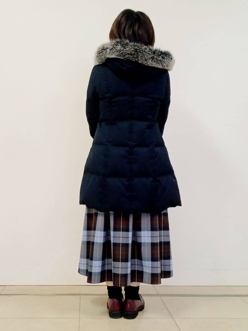 emiさんの「DRESSTERIOR｜ストレッチフルニードルニット」を使ったコーディネート