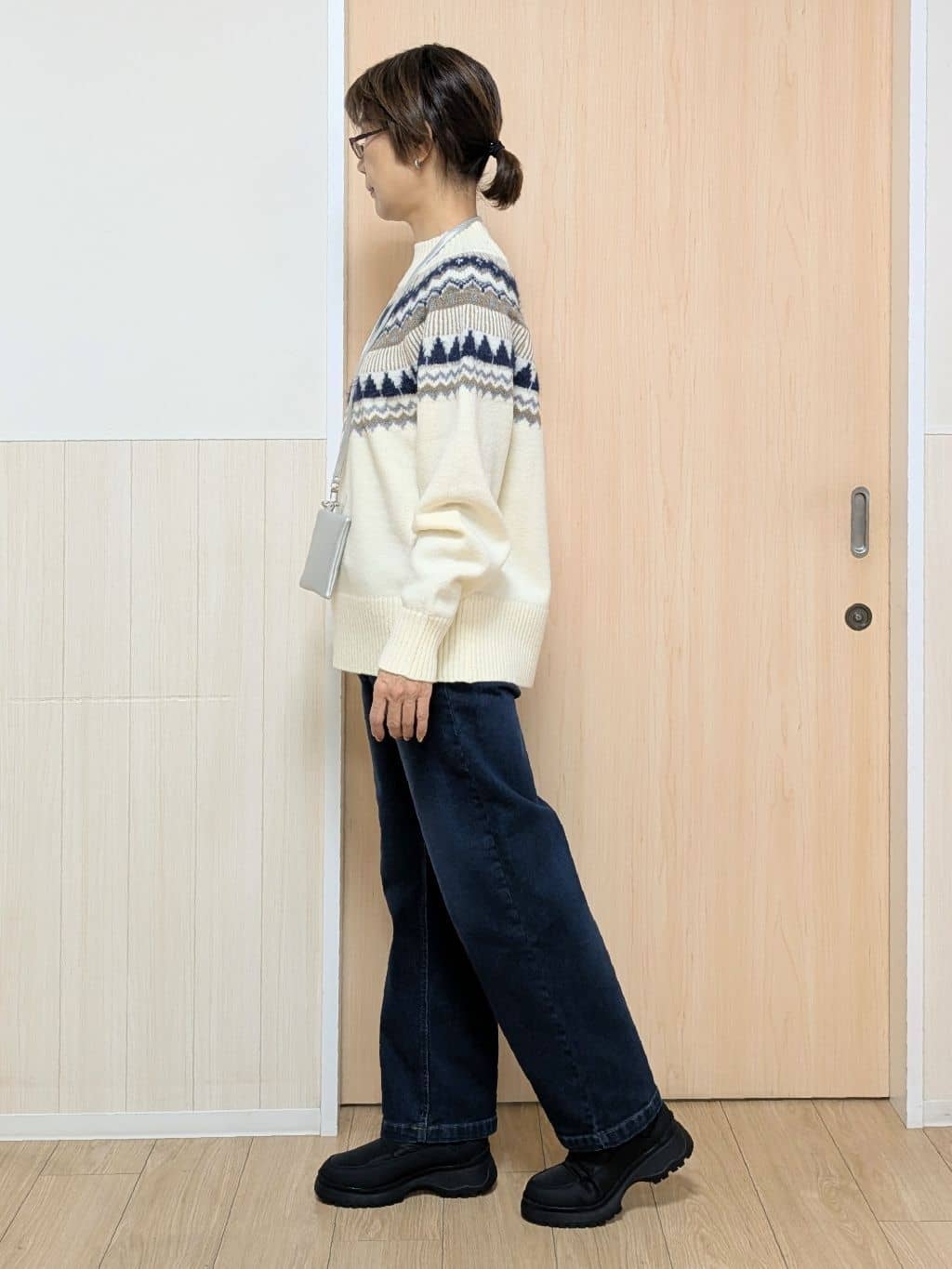 YuAさんの「SHOO･LA･RUE｜【洗濯機可/S-LL】配色が大人かわいい　フェアアイル柄求心ニット」を使ったコーディネート
