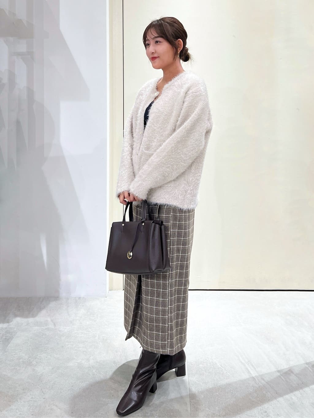 Unaさんの「OPAQUE.CLIP｜シャギーミドルカーディガン【洗濯機OK】《6col》」を使ったコーディネート