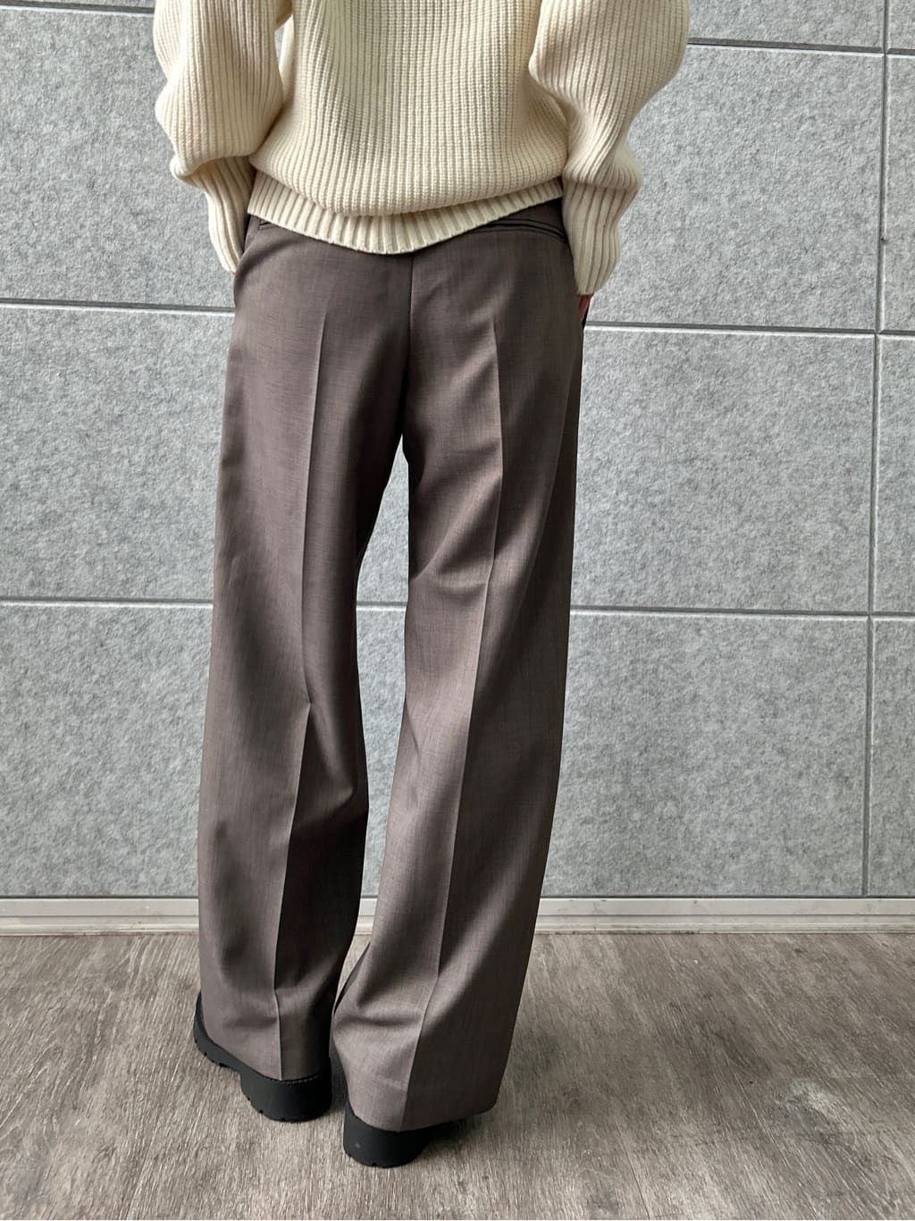 harunaさんの「CODE A｜dual form zip knit」を使ったコーディネート