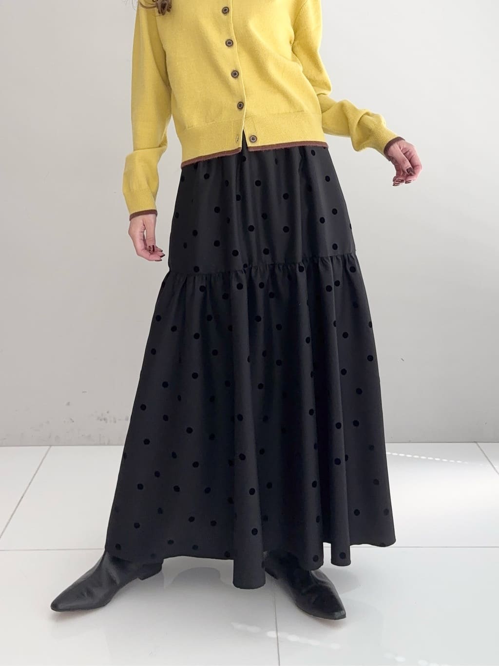 清水夏姫さんの「DRESSTERIOR｜◆Dhyana．（ディアナドット）&times;金子綾 ロングブーツ」を使ったコーディネート