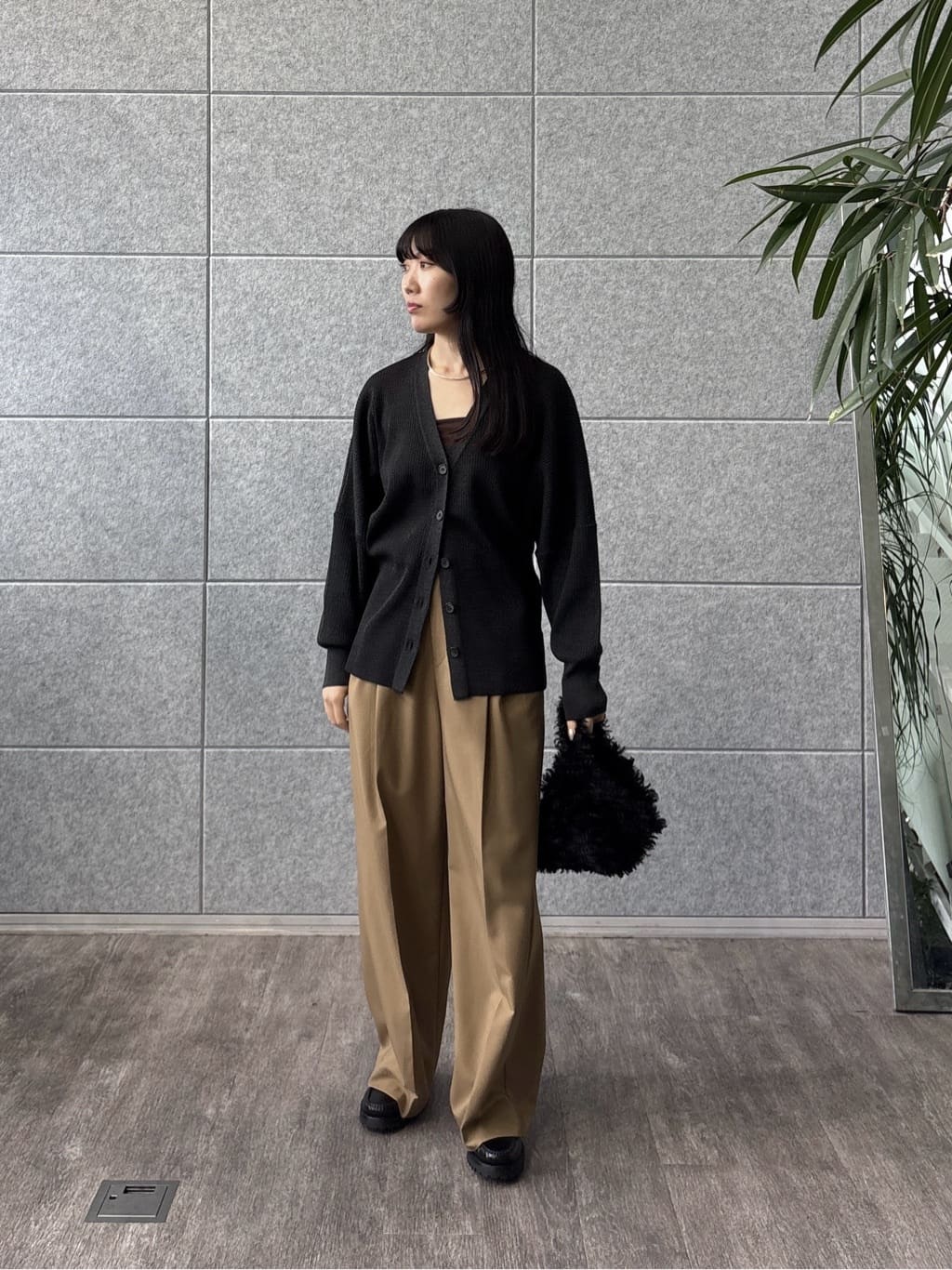 rinaさんの「INDIVI｜Timeless｜モードスラックス」を使ったコーディネート