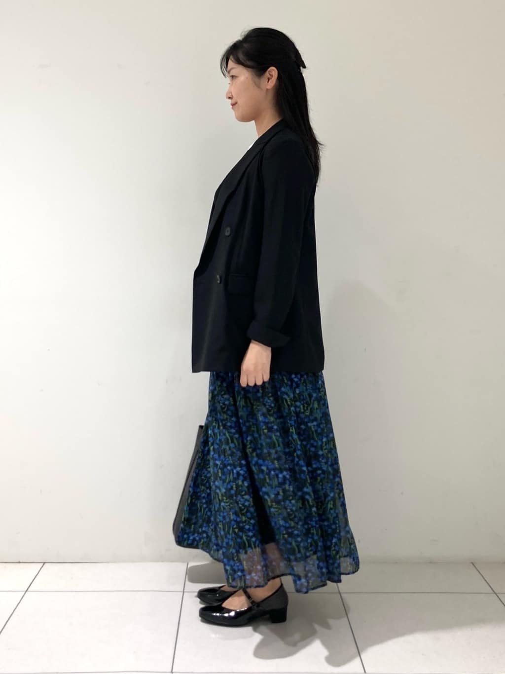 momokoさんの「INDIVI｜【軽く羽織れる！】ダブルジャケット」を使ったコーディネート