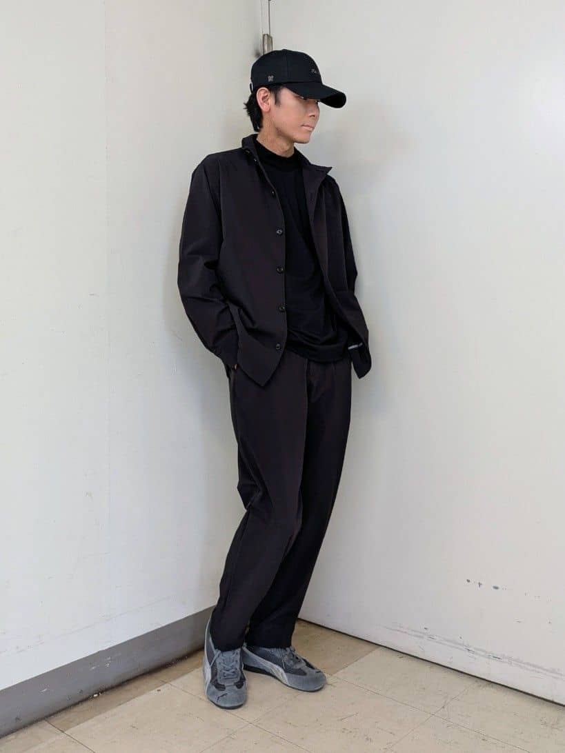 ryoさんの「TAKEO KIKUCHI｜【3D ナイロン ストレッチ】スタンドカラー シャツブルゾン」を使ったコーディネート