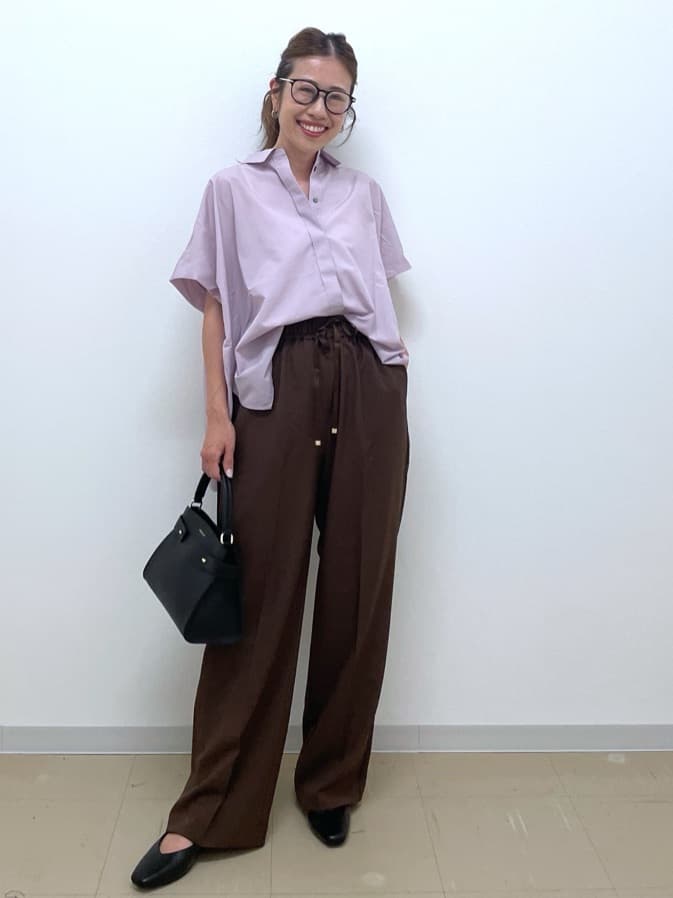 Akiさんの「OPAQUE.CLIP｜《andGIRL掲載》リラクシーシャツ【洗濯機洗い可】」を使ったコーディネート