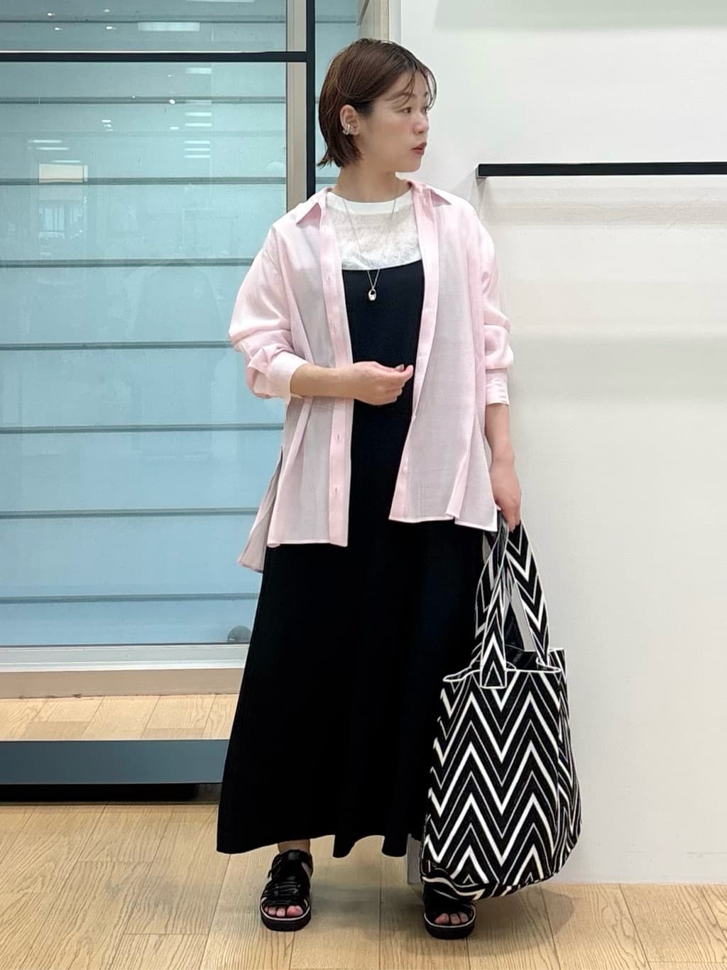 asamiさんの「INDIVI｜【UVケア】エアリージョーゼット キャミワンピース」を使ったコーディネート