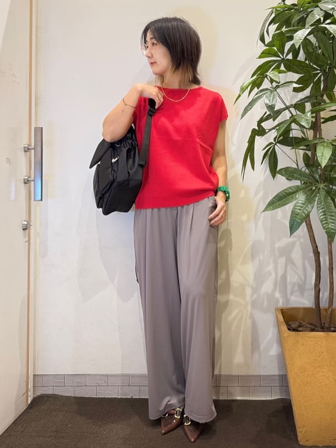 misakiさんの「SHOO･LA･RUE｜【S-LL/ひんやり/UV】リラクシーな穿き心地 エアリーワイドパンツ」を使ったコーディネート