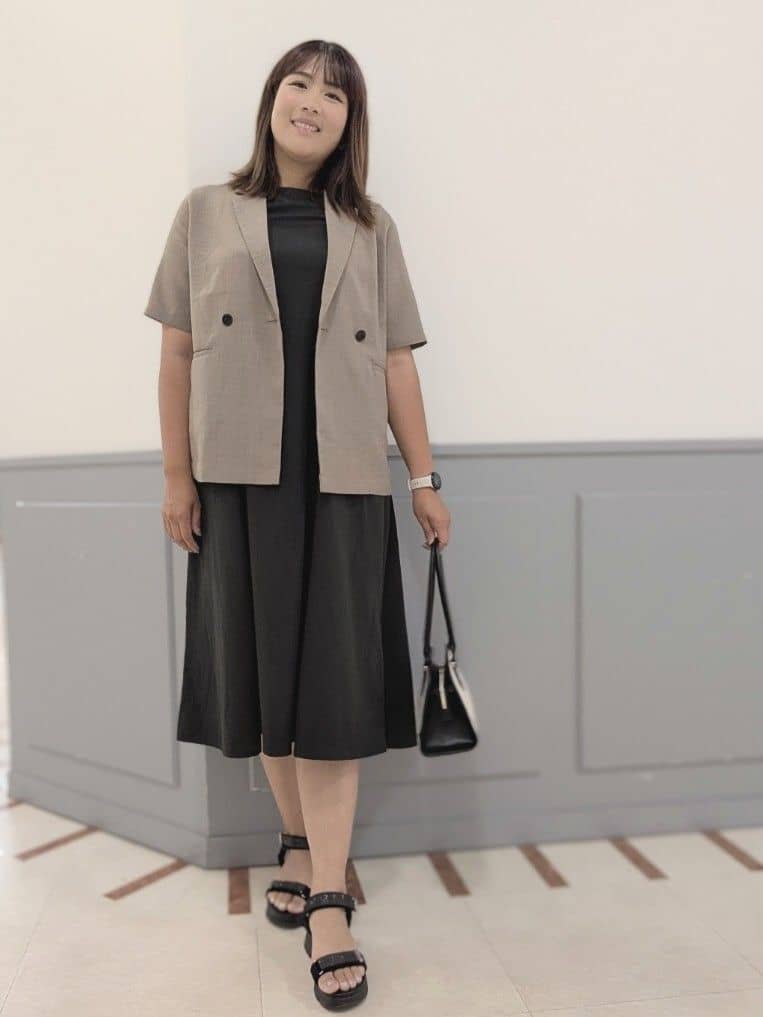 じゃんみなさんの「grove｜軽やかに羽織れて、きちんと見え ハーフスリーブテーラードジャケット」を使ったコーディネート