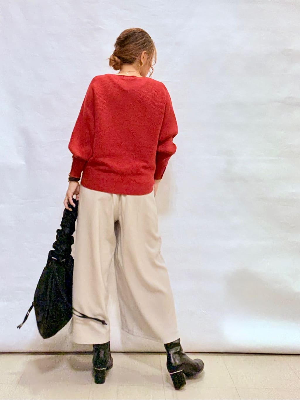 fuuさんの「SHOO･LA･RUE｜ウエストまわりをすっきり魅せる デザインガウチョパンツ」を使ったコーディネート