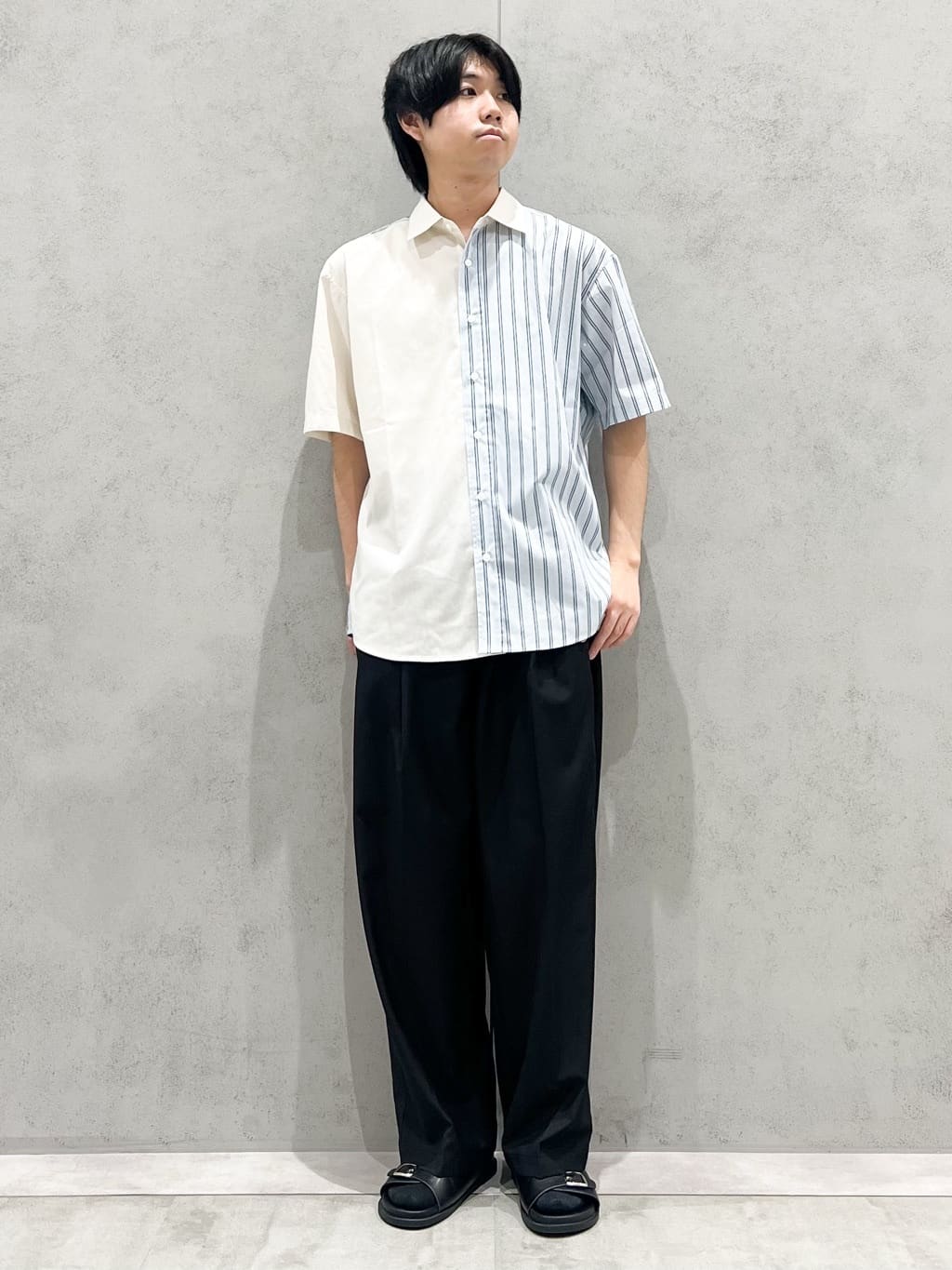 SHI-MAさんの「THE SHOP TK｜ブロードパネルストライプ 半袖シャツ 洗濯機OK／サスティナブル素材」を使ったコーディネート