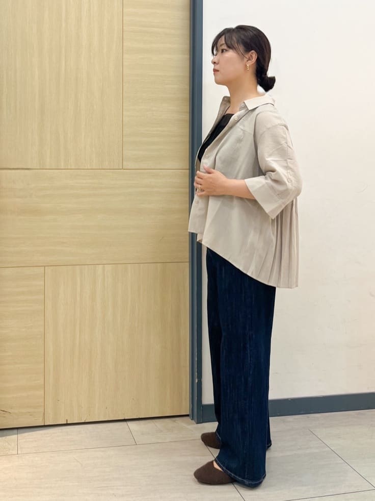 YOさんの「grove｜【美シルエット/選べる着丈】大人のためのバギーデニム」を使ったコーディネート
