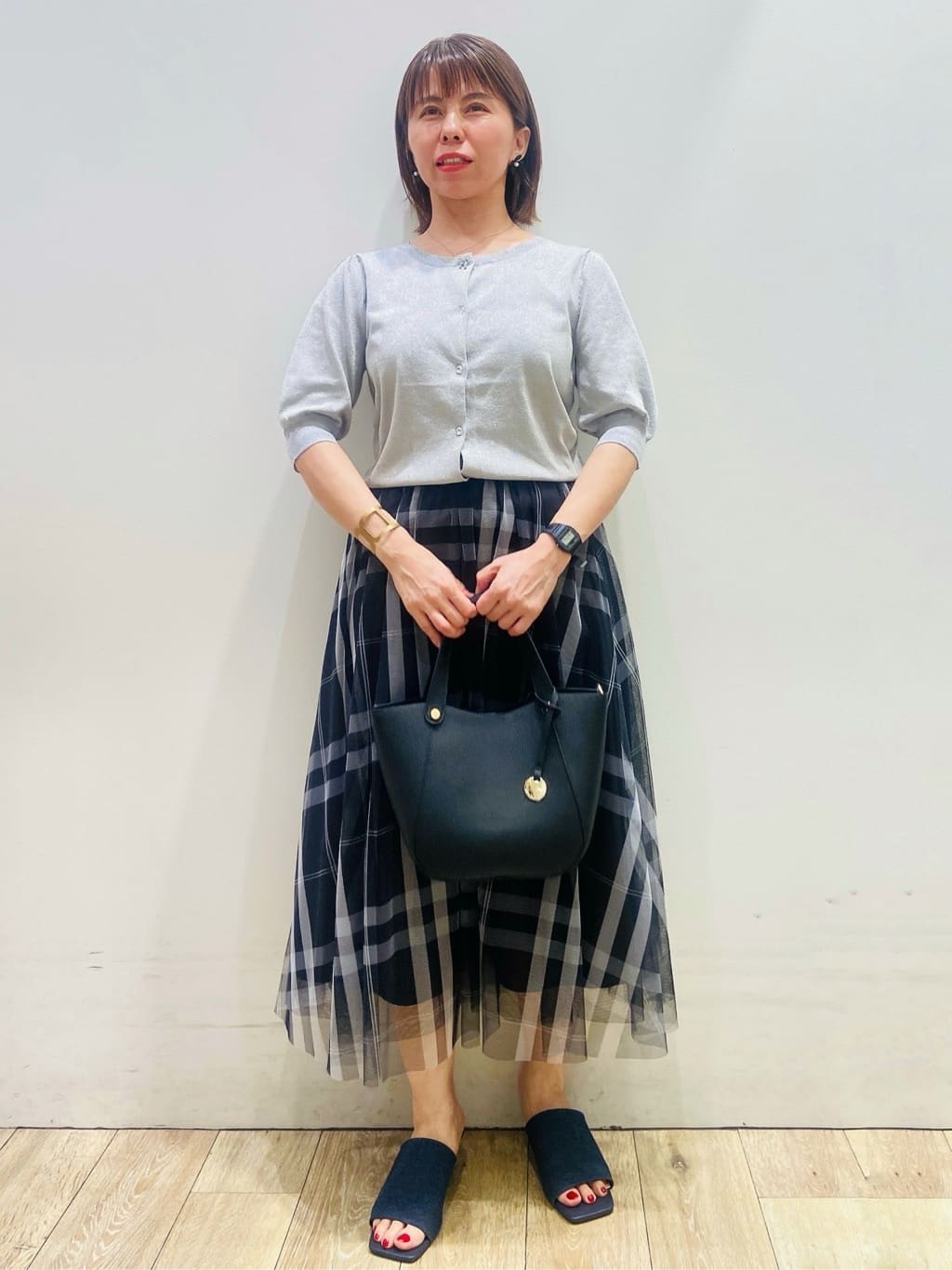 YUKOさんの「index｜チュールラメチェックフレアスカート【洗濯機洗い可／防シワ】」を使ったコーディネート